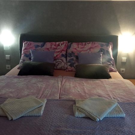 Apartman Vidovic Korenica Exterior foto
