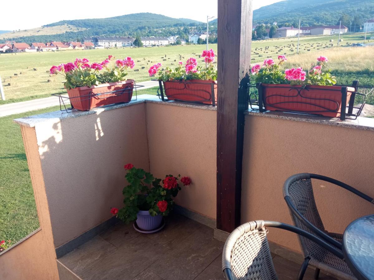 Apartman Vidovic Korenica Exterior foto